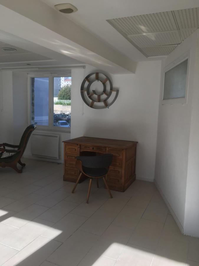 Loft Place Flores Besancon Luaran gambar
